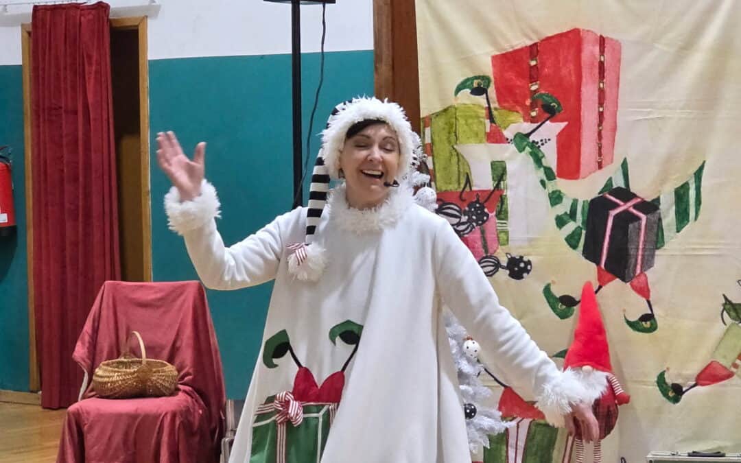 Čarobni obisk dedka Mraza v Družbenem centru na Krki